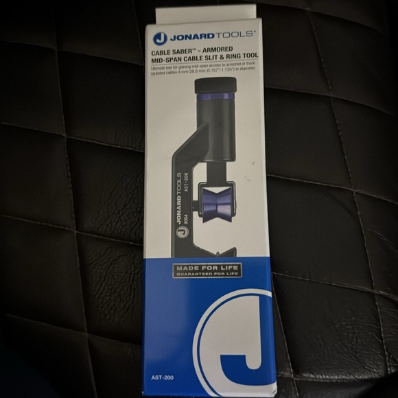 Jonard Tools AST-200 Cable Saber™ Armored Mid Span Cable Slit & Ring Tool - Picture 3 of 5